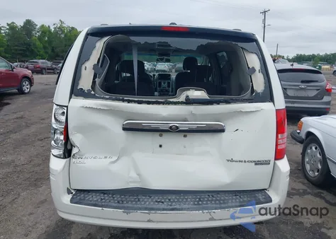 2010 Chrysler Town & Country Touring из США, поврежденный, VIN 2A4RR5DX5AR343664